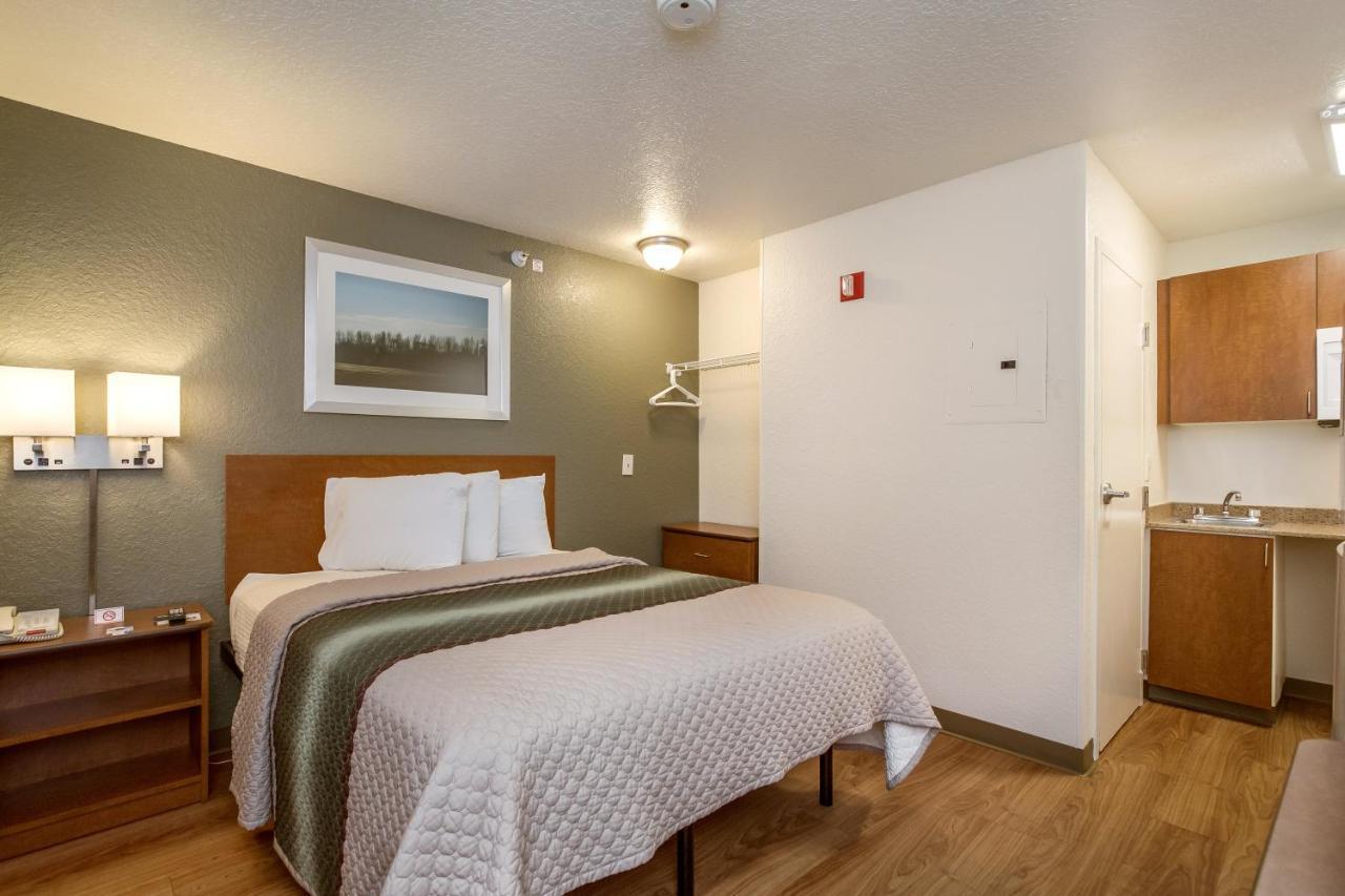 Hometowne Studios By Red Roof Philadelphia - Maple Shade, Nj Εξωτερικό φωτογραφία