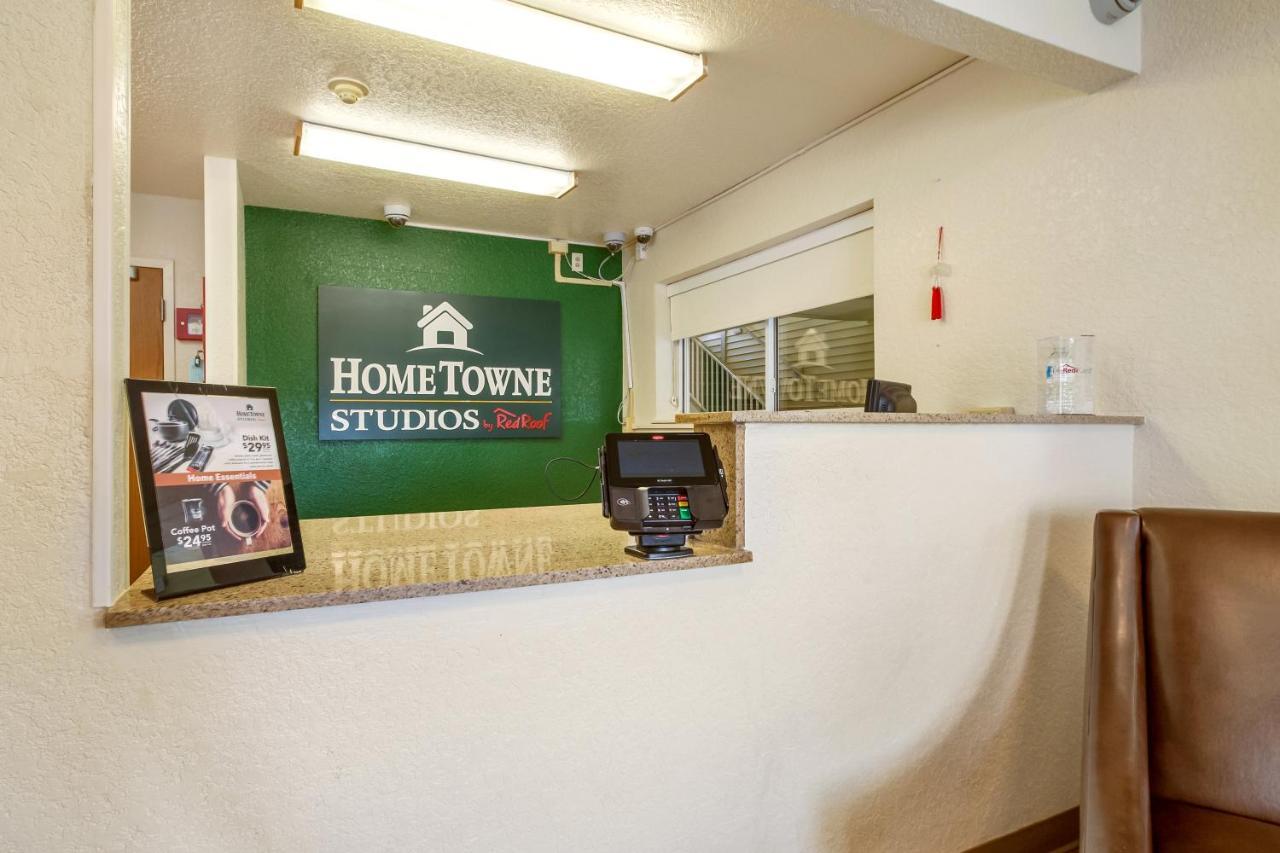 Hometowne Studios By Red Roof Philadelphia - Maple Shade, Nj Εξωτερικό φωτογραφία